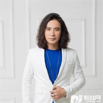 南国珠光的专辑