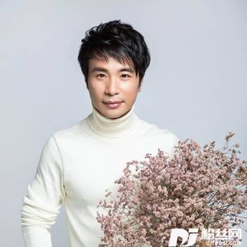 光明在前的专辑
